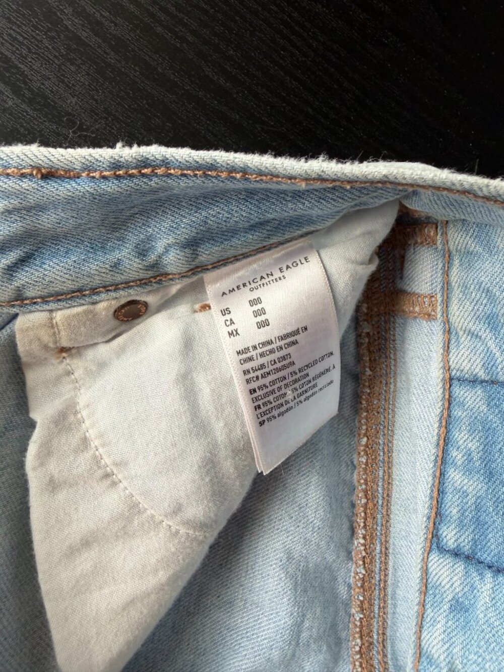 American Eagle Highest Rise Baggy Shorts Light Wash Denim - Picture 4 of 4